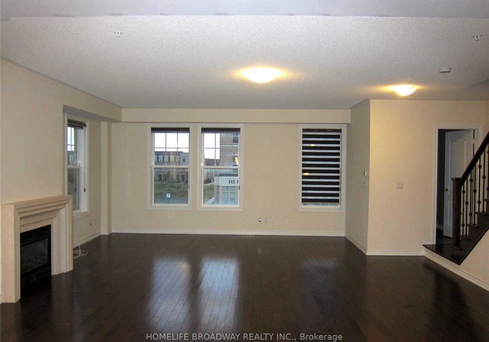 80-cathedral-high-street-markham-ontario-n13417468