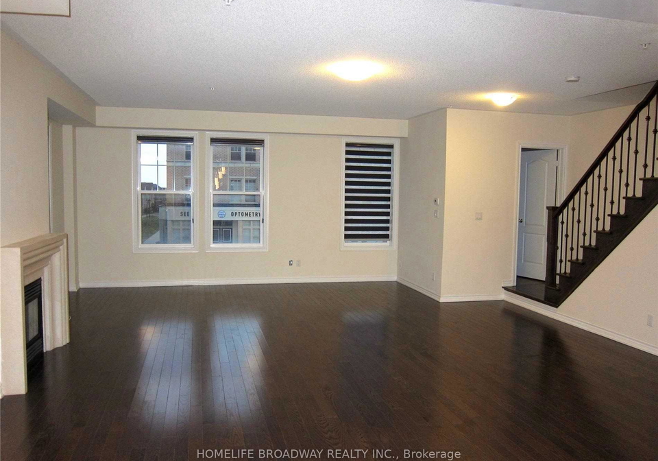 80-cathedral-high-street-markham-ontario-n13417468