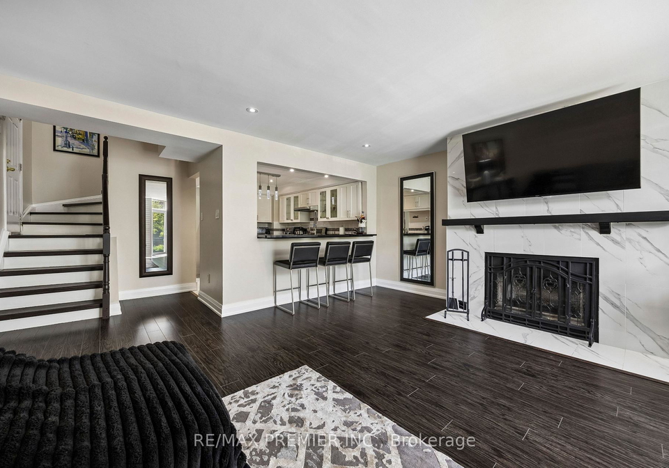 100-arbors-lane-vaughan-ontario-n13417548