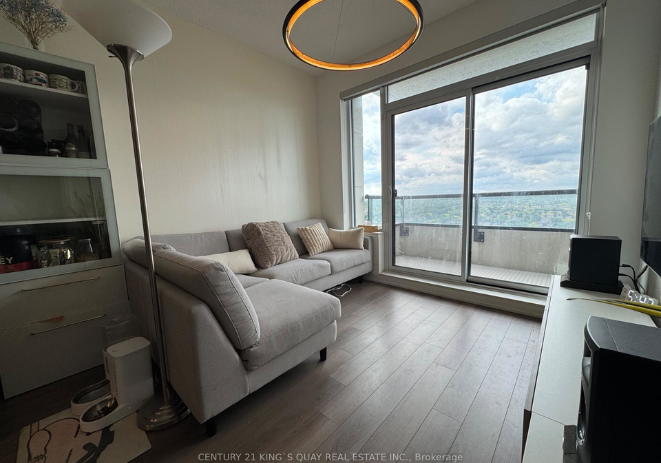 15-water-walk-drive-markham-ontario-n13417744