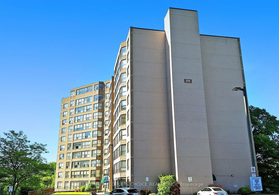 250-davis-drive-newmarket-ontario-n13417796