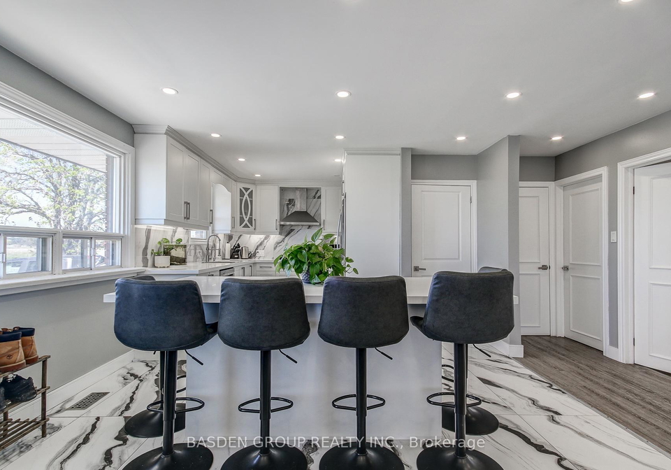 545-wist-road-king-ontario-n13418710