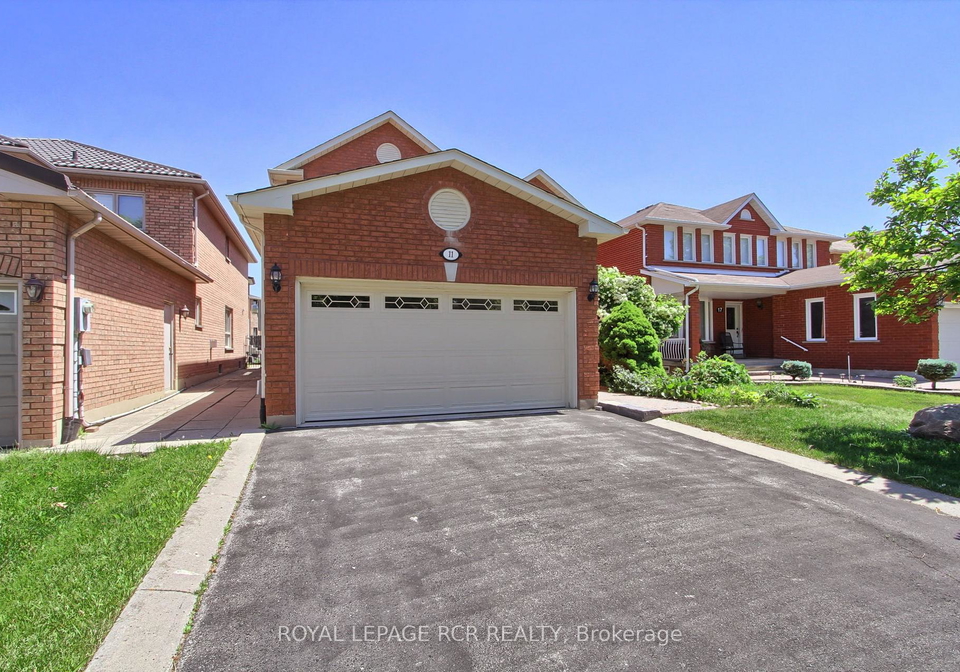 11-zucchet-court-vaughan-ontario-n13418846