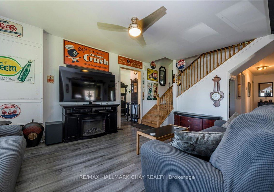 736-lakelands-avenue-innisfil-ontario-n13418896