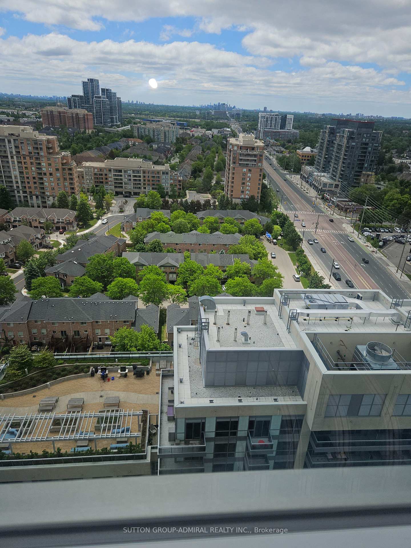 9201-yonge-street-richmond-hill-ontario-n13419226
