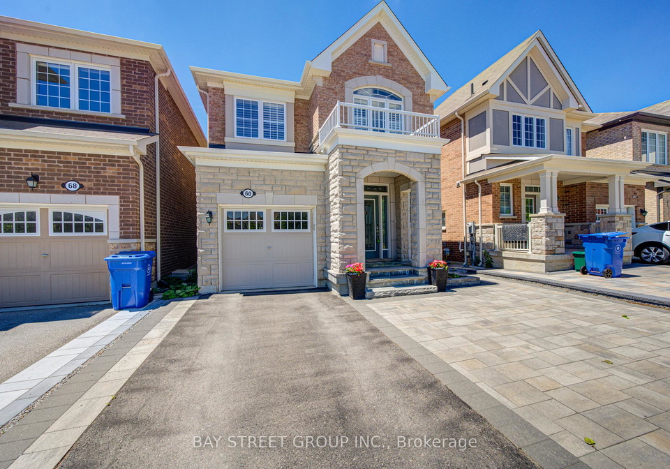60-buckle-crescent-aurora-ontario-n13419550