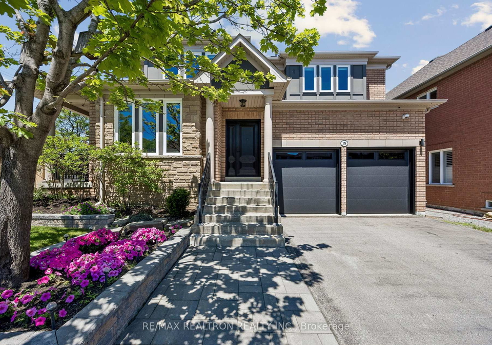 18-hayfield-crescent-richmond-hill-ontario-n13420014