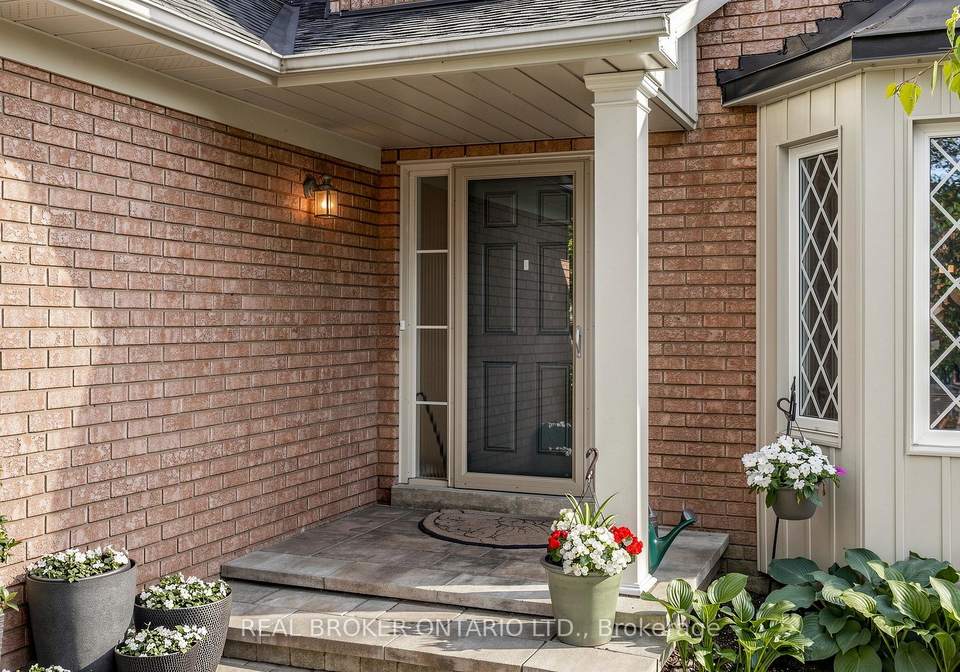 153-grenadier-crescent-vaughan-ontario-n13420018