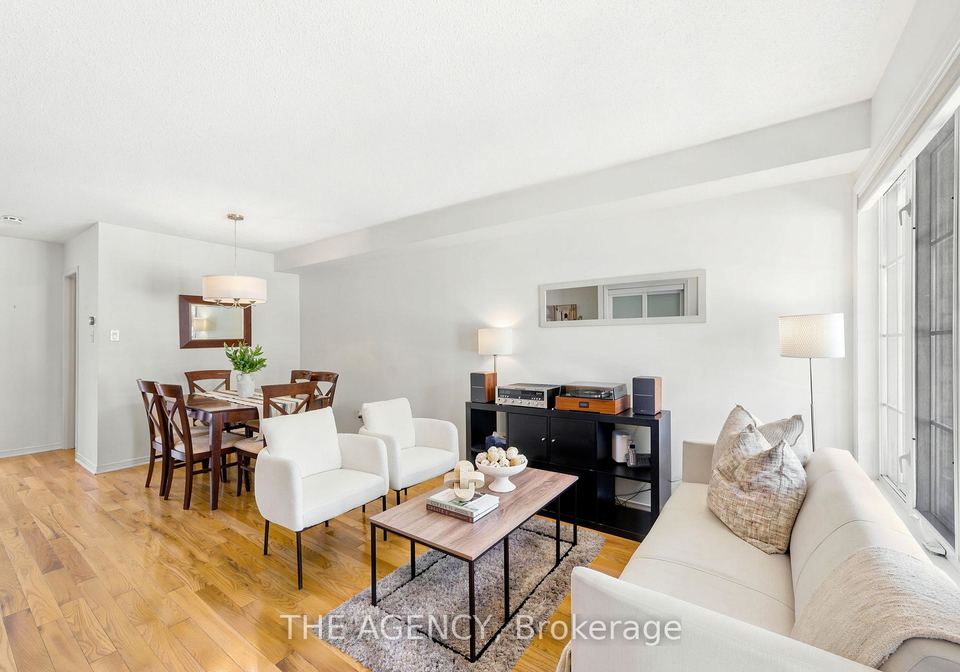 3-waterton-crescent-richmond-hill-ontario-n13420074