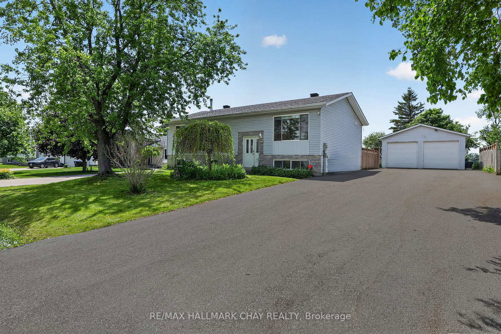 2652-lawrence-avenue-innisfil-ontario-n13420076