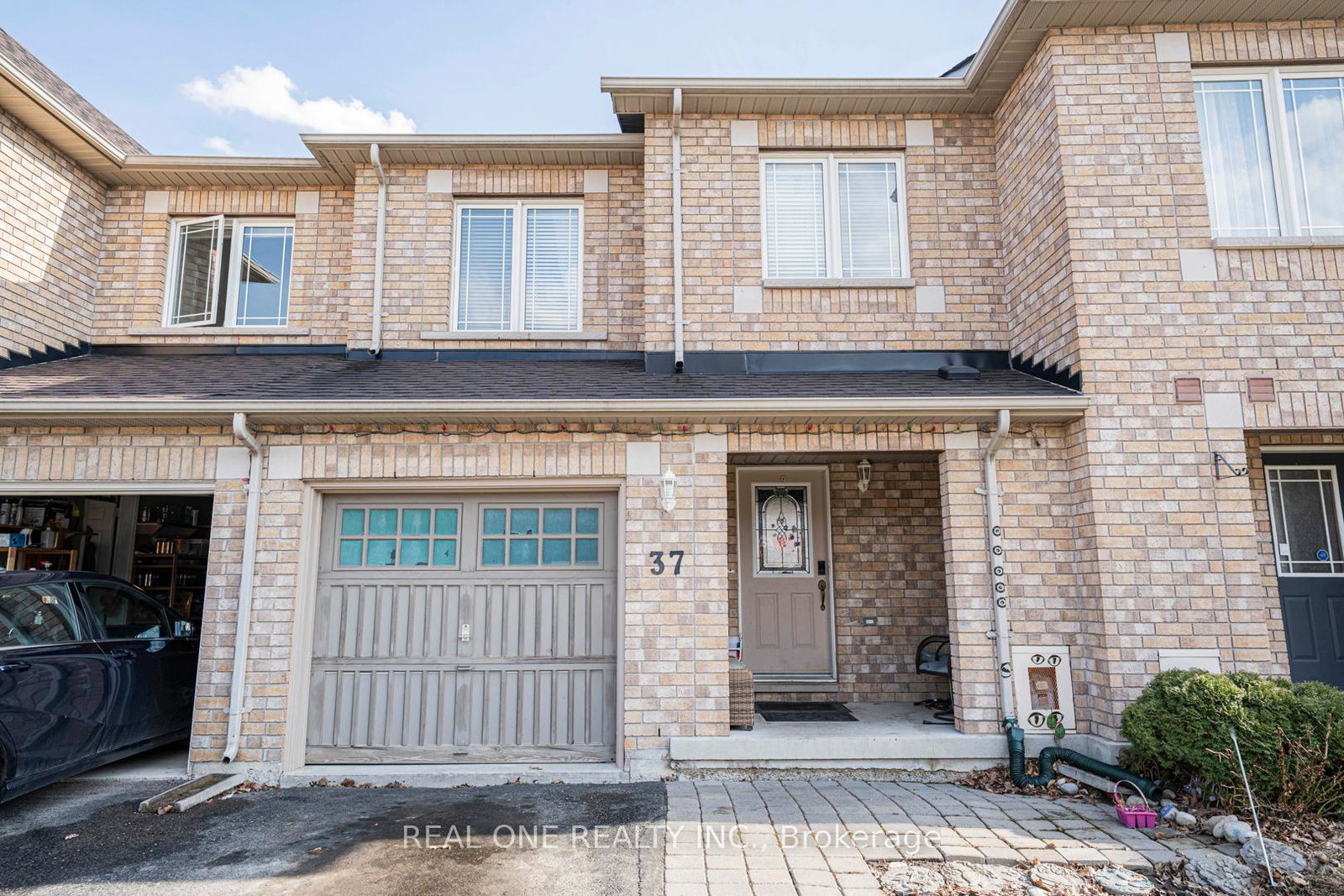 37-bilbrough-street-aurora-ontario-n13420228