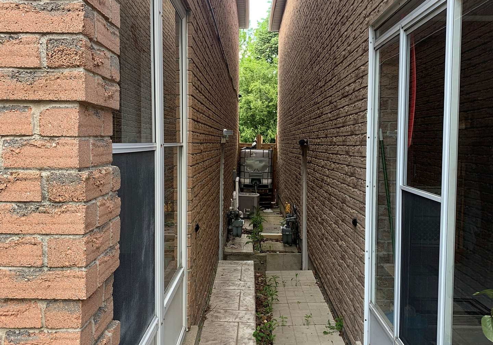 18-laguna-crescent-markham-ontario-n13420764
