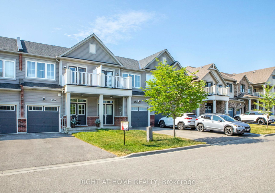 105-alvin-pegg-drive-east-gwillimbury-ontario-n13420916