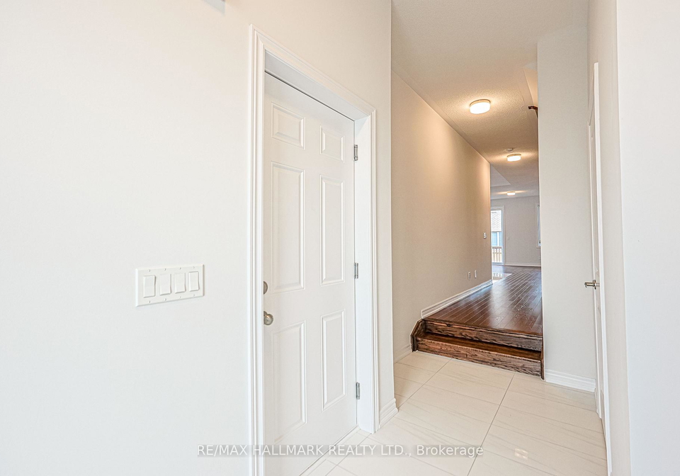 43-seedling-crescent-markham-ontario-n13421312