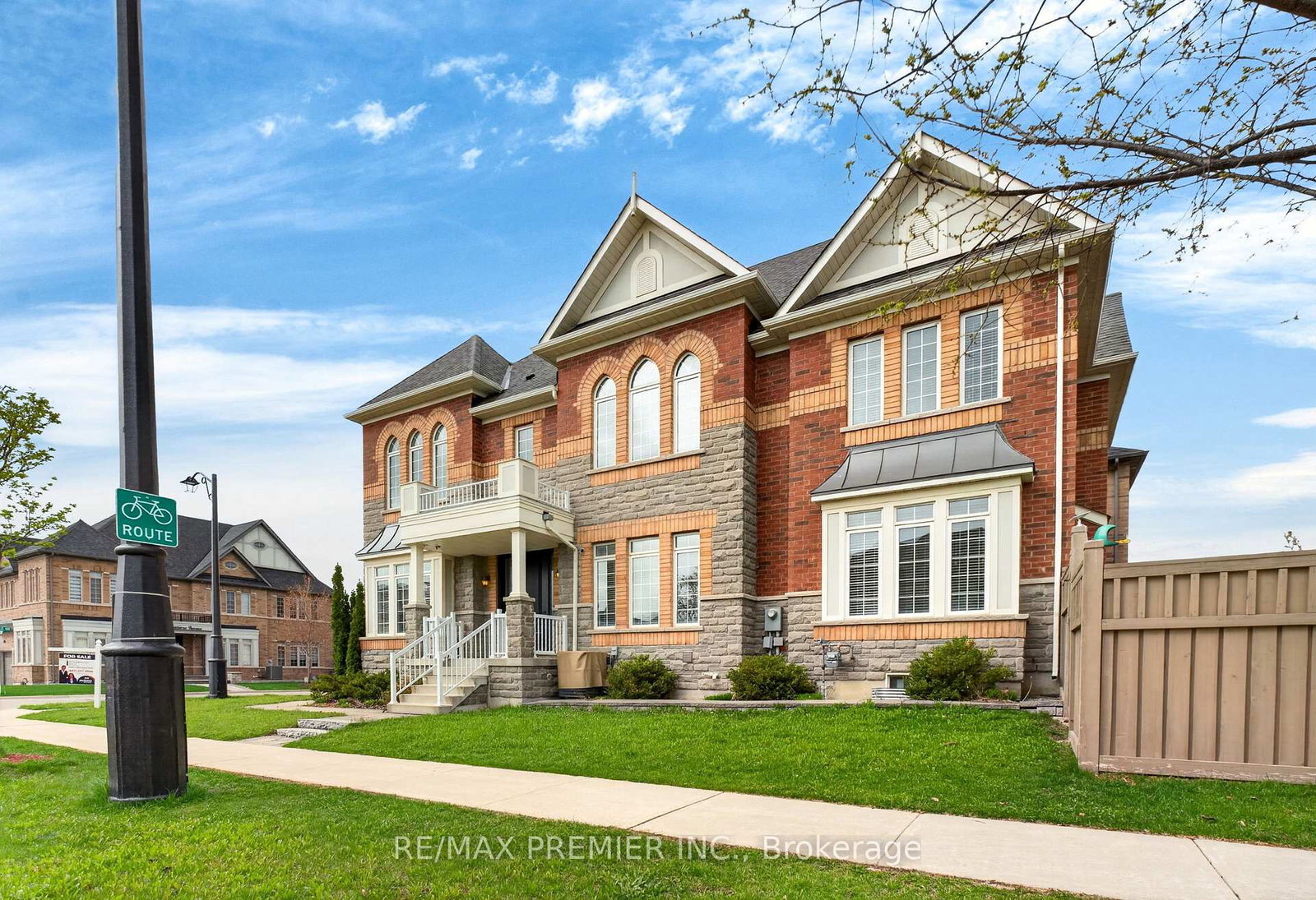 66-red-tree-drive-vaughan-ontario-n13421526