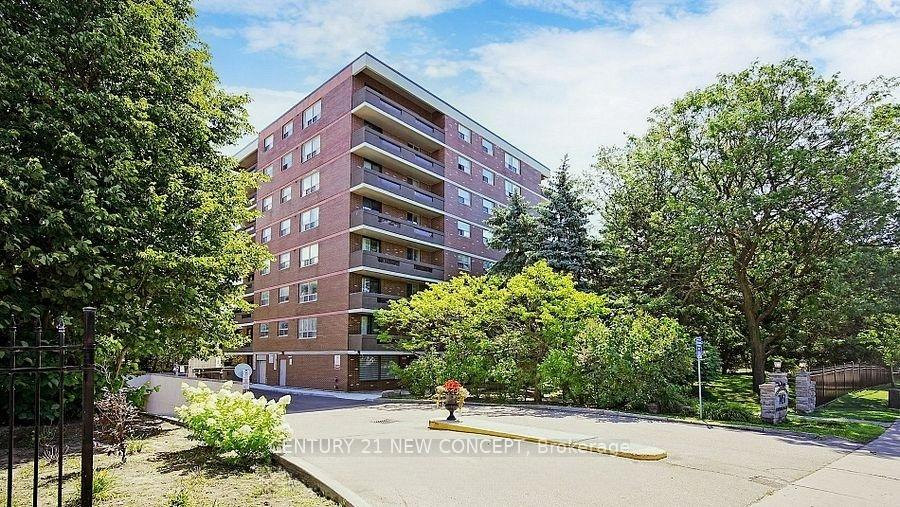 7451-yonge-street-markham-ontario-n13422682
