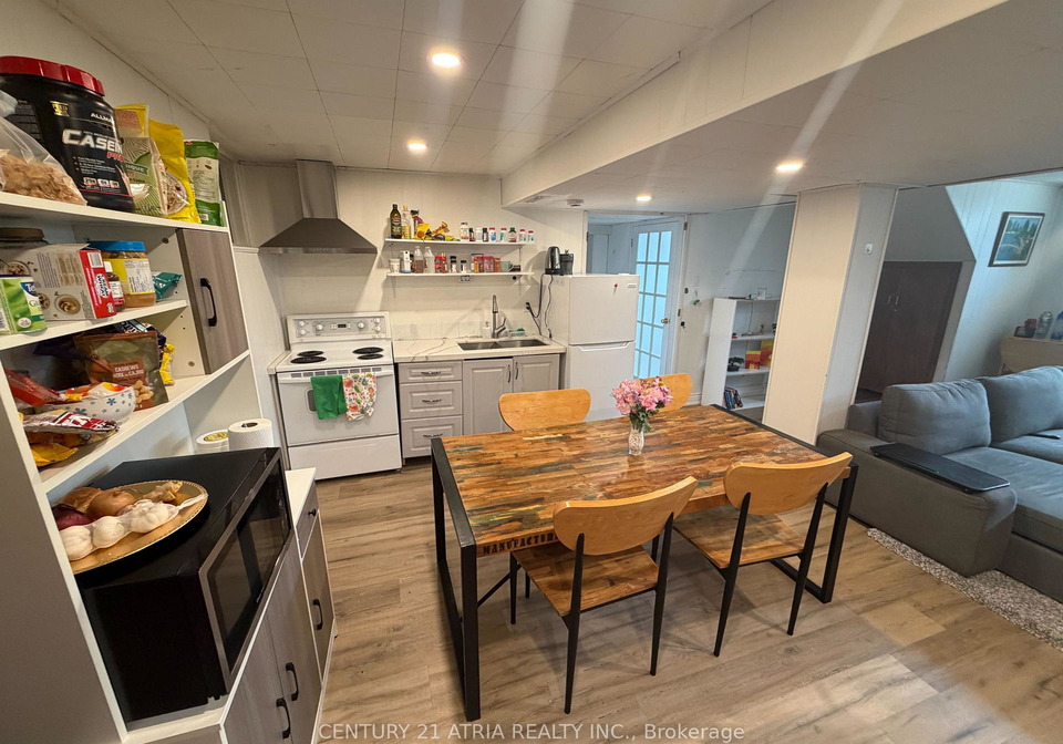 10-iber-court-aurora-ontario-n13422732