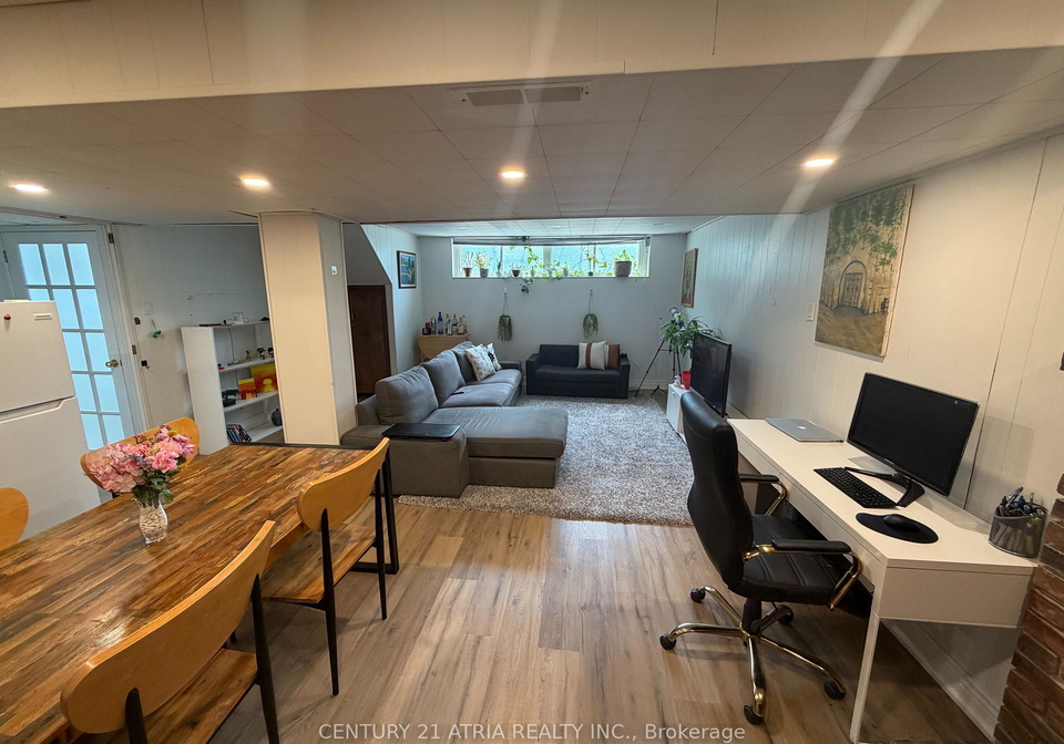10-iber-court-aurora-ontario-n13422732
