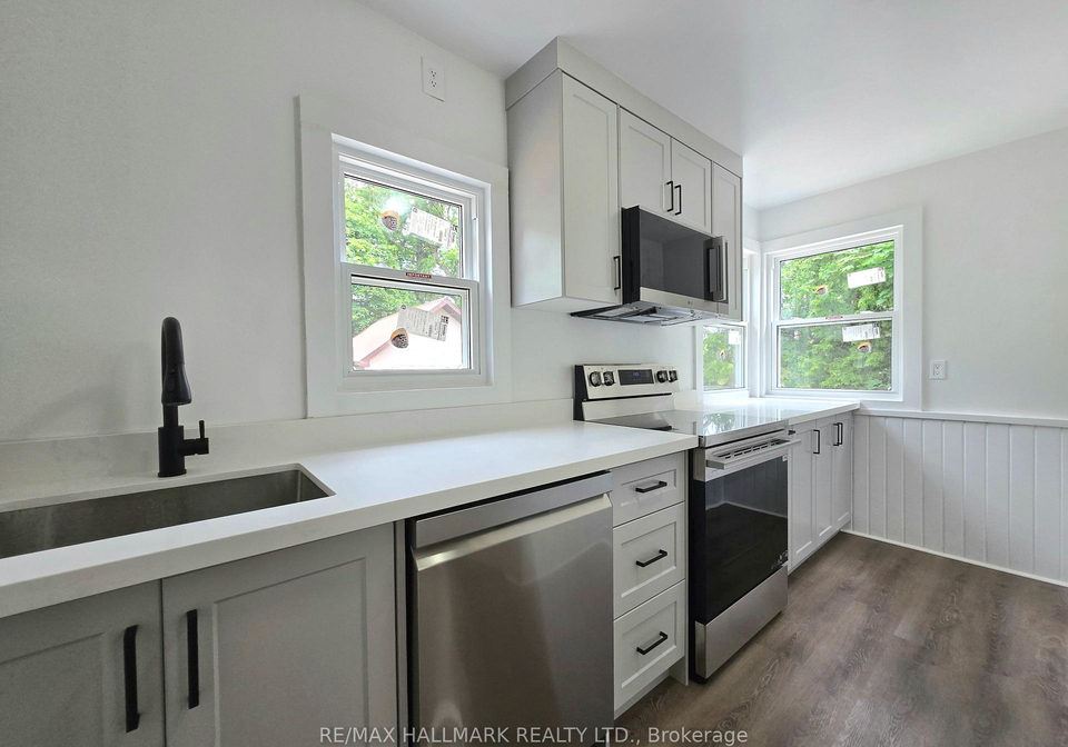 49-hunt-avenue-richmond-hill-ontario-n13422990