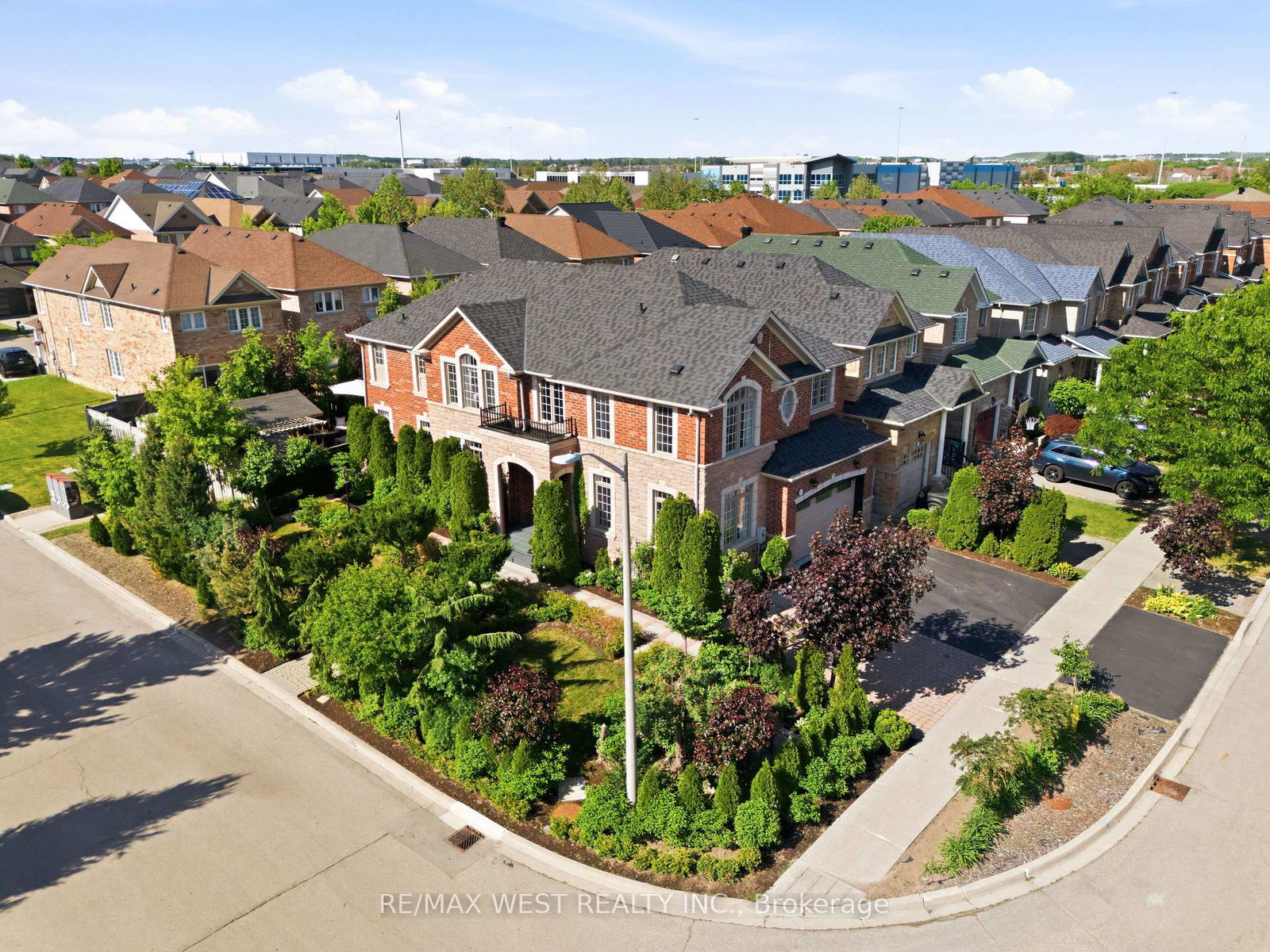 127-ozner-crescent-vaughan-ontario-n13423286