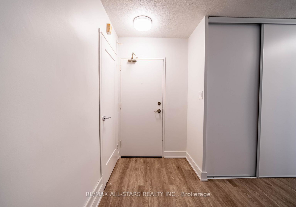 7-albert-street-whitchurch-stouffville-ontario-n13423400