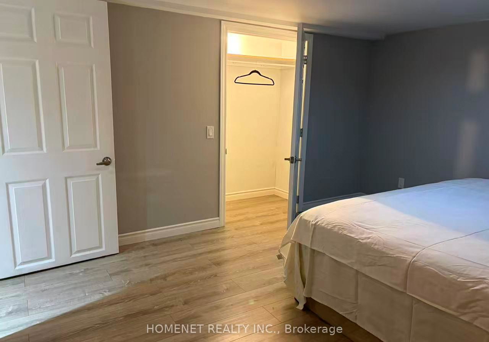 57-howard-road-newmarket-ontario-n13423526