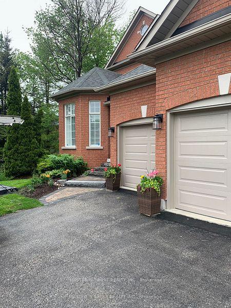 657-chaleur-place-newmarket-ontario-n13423570