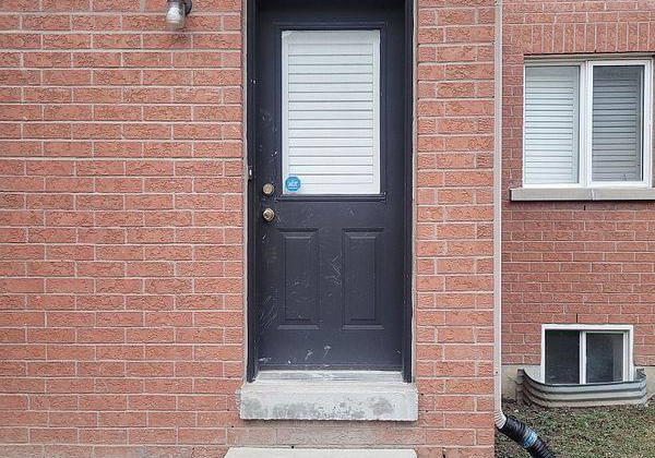 657-chaleur-place-newmarket-ontario-n13423570
