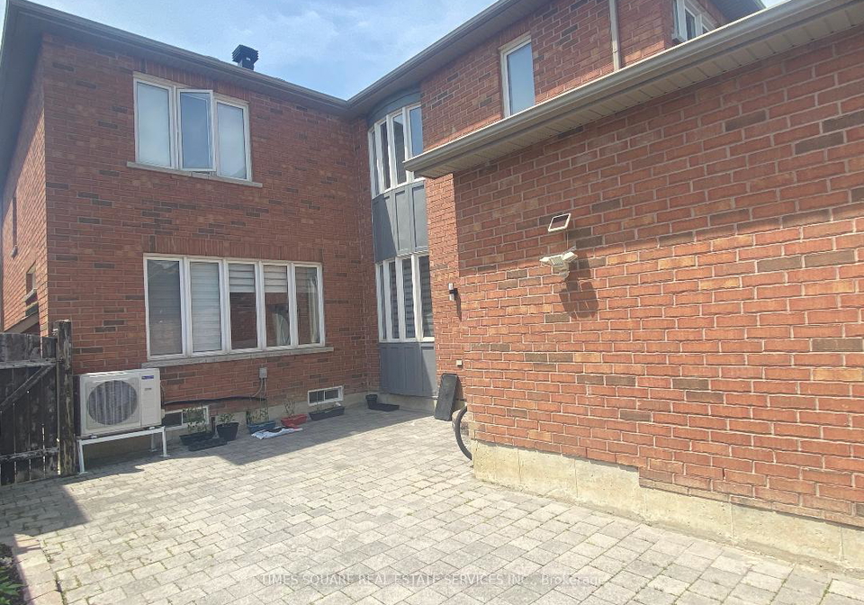 9-quail-hollow-markham-ontario-n13423878