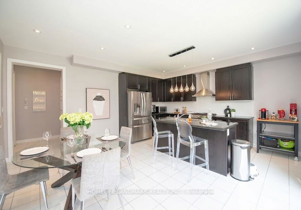 35-mowder-drive-aurora-ontario-n13424174