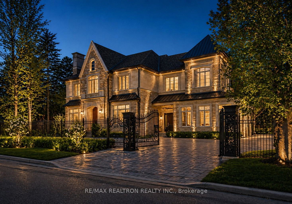 17-pebblelane-court-richmond-hill-ontario-n13424202