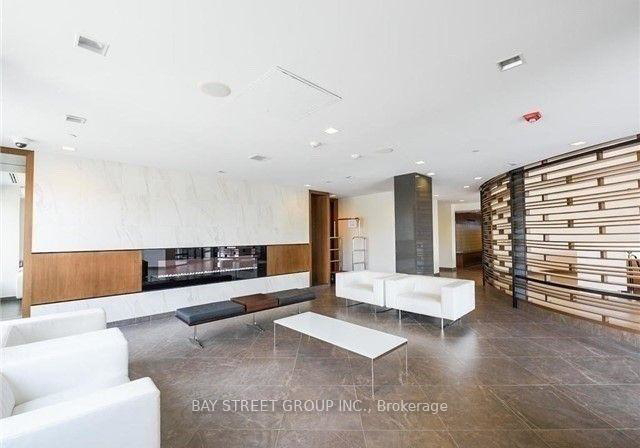 1-uptown-drive-markham-ontario-n13424228