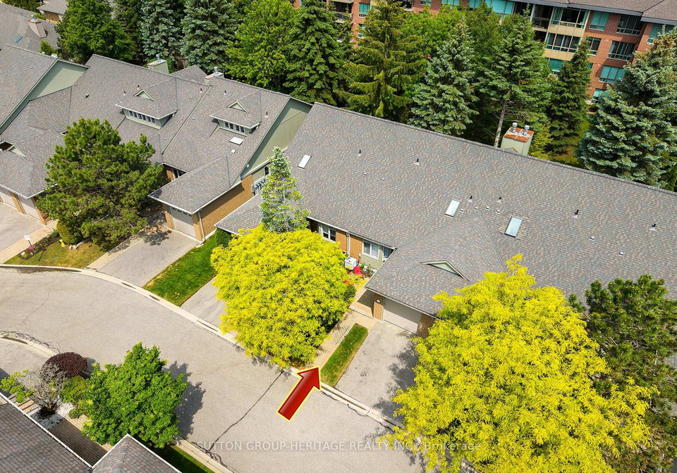 12-sandpiper-key-way-markham-ontario-n13424614