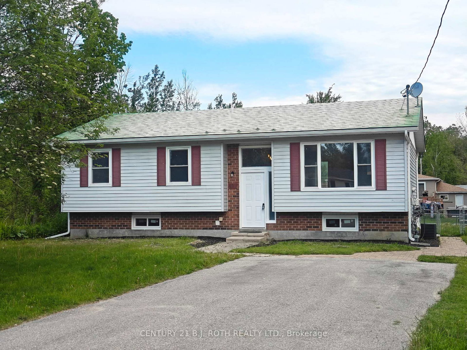 698-burton-drive-innisfil-ontario-n13425222