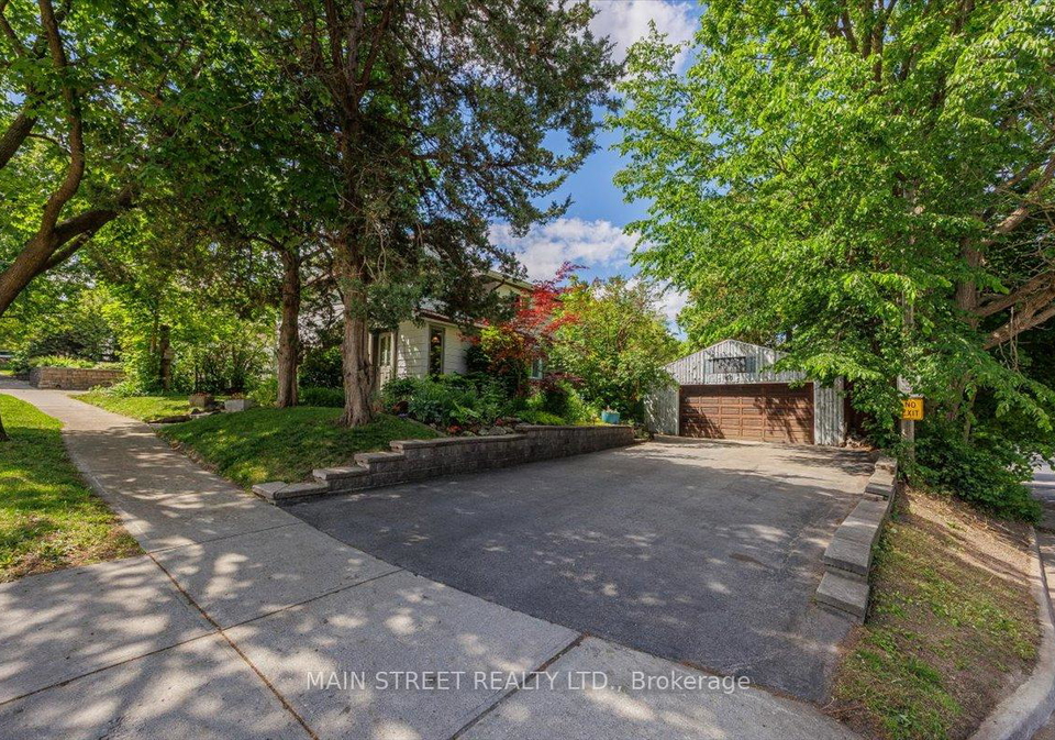 60-niagara-street-newmarket-ontario-n13425428