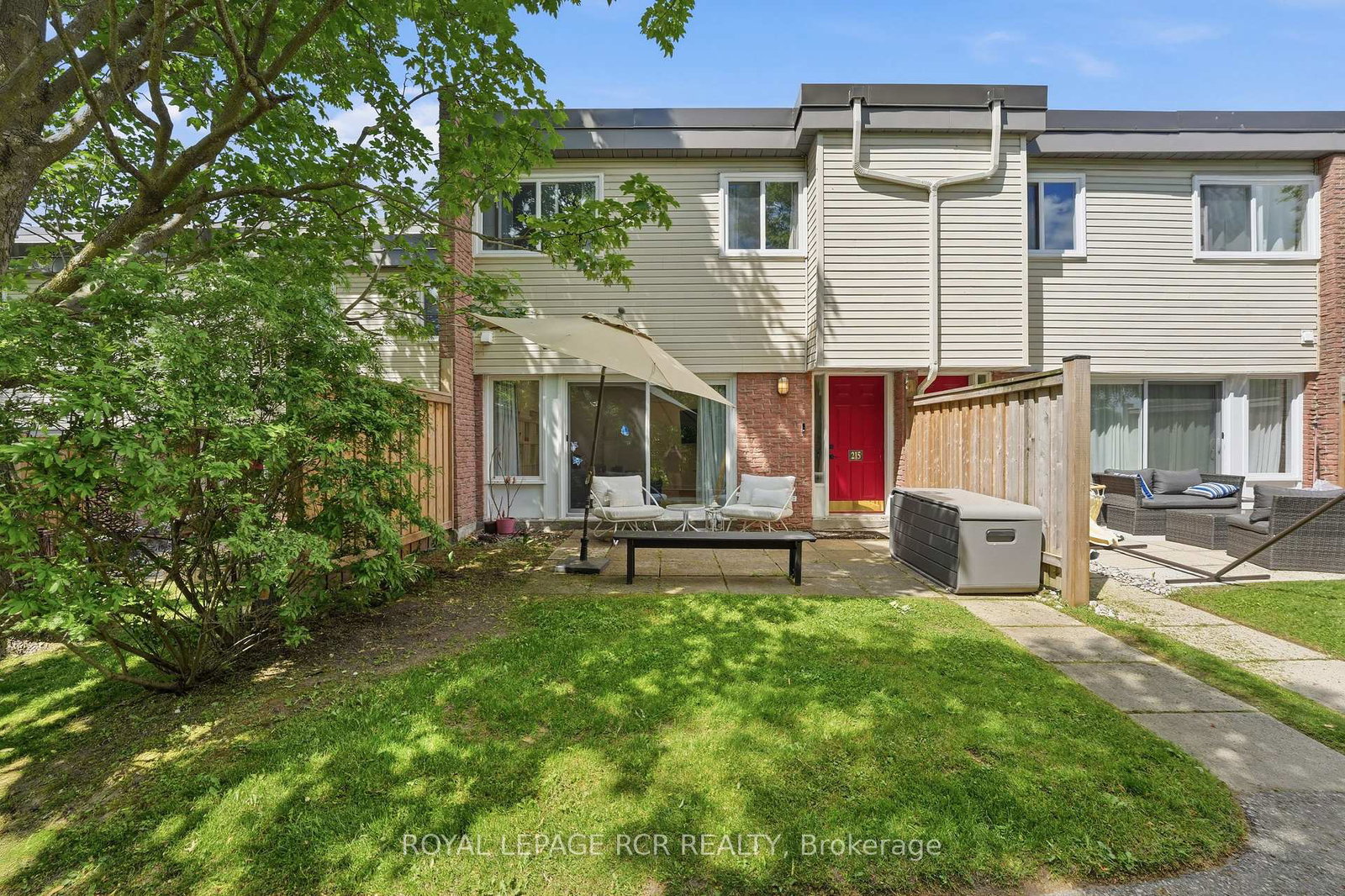 215-milestone-crescent-aurora-ontario-n13425492