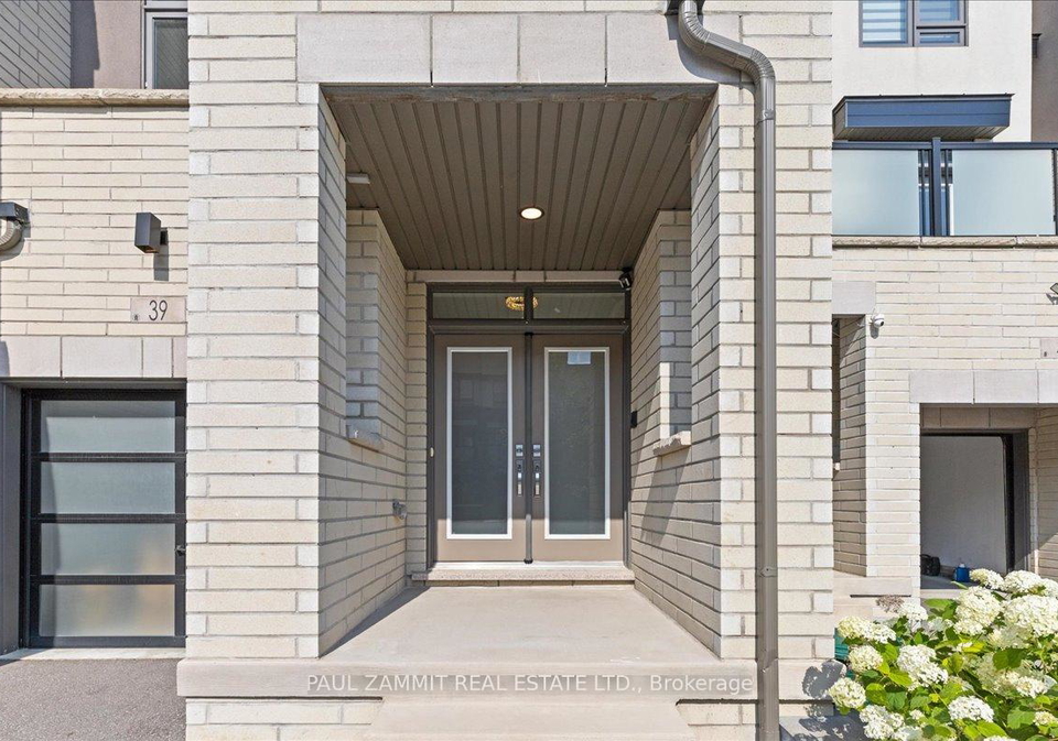 39-harold-lawrie-lane-markham-ontario-n13426458