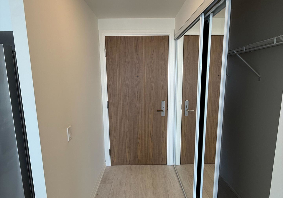 27-korda-gate-vaughan-ontario-n13426646