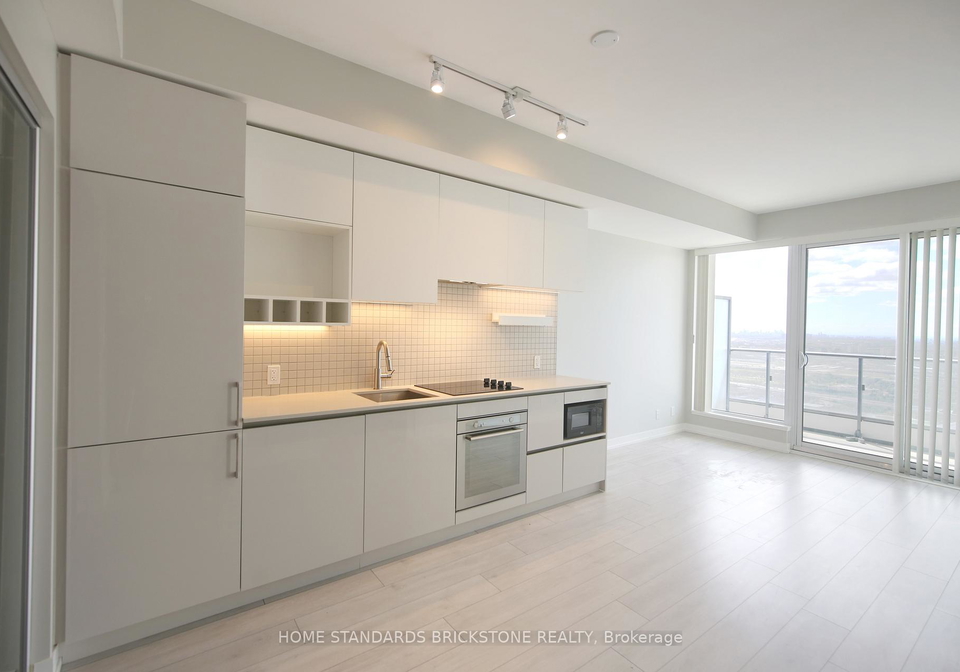 898-portage-parkway-vaughan-ontario-n13426924