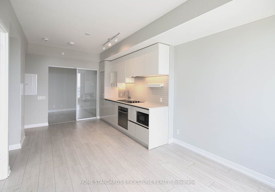 898-portage-parkway-vaughan-ontario-n13426924