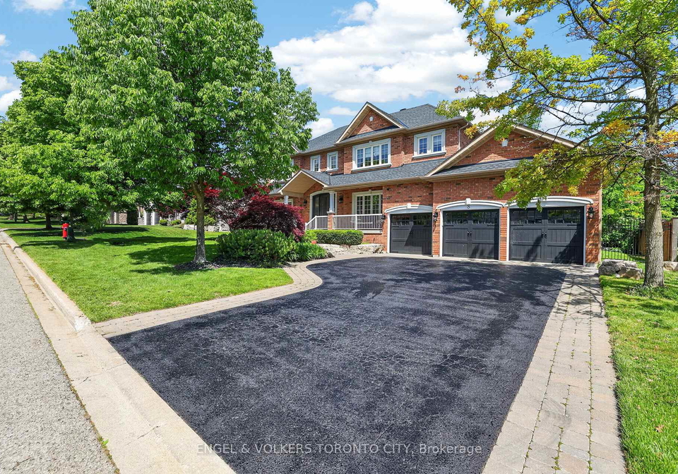 8-duncton-wood-crescent-aurora-ontario-n13427088