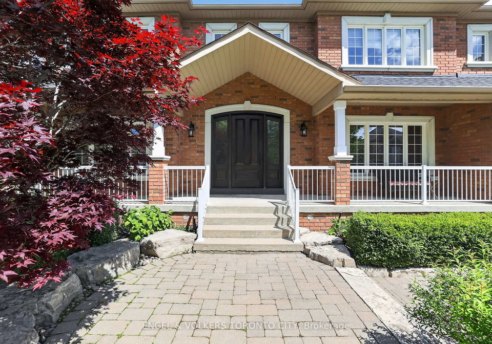 8-duncton-wood-crescent-aurora-ontario-n13427088