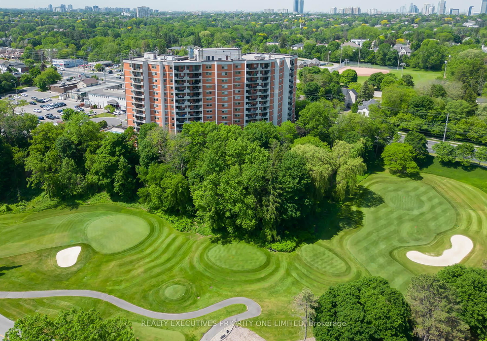 7811-yonge-street-markham-ontario-n13427478