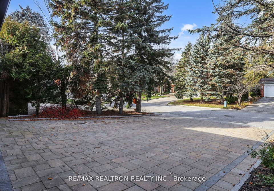 1-whitelaw-court-markham-ontario-n13427634