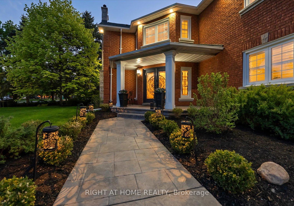 137-treegrove-circle-aurora-ontario-n13427722
