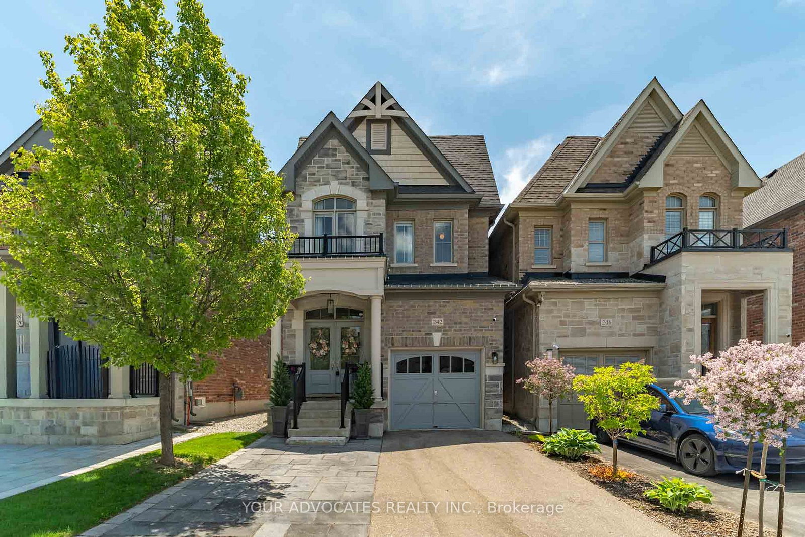 242-cranbrook-crescent-vaughan-ontario-n13427938