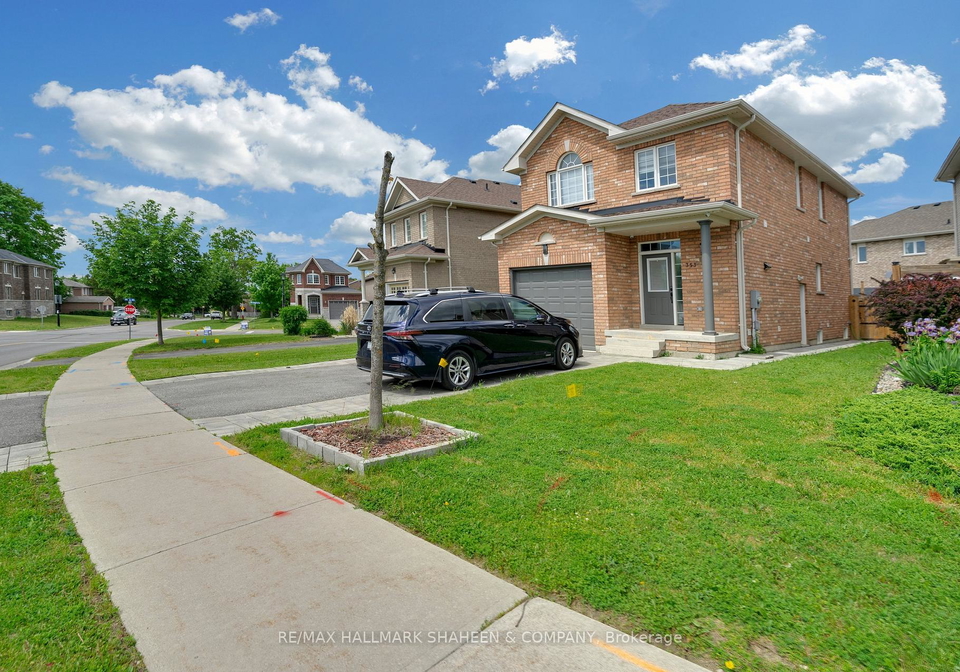 353-rannie-road-newmarket-ontario-n13427998