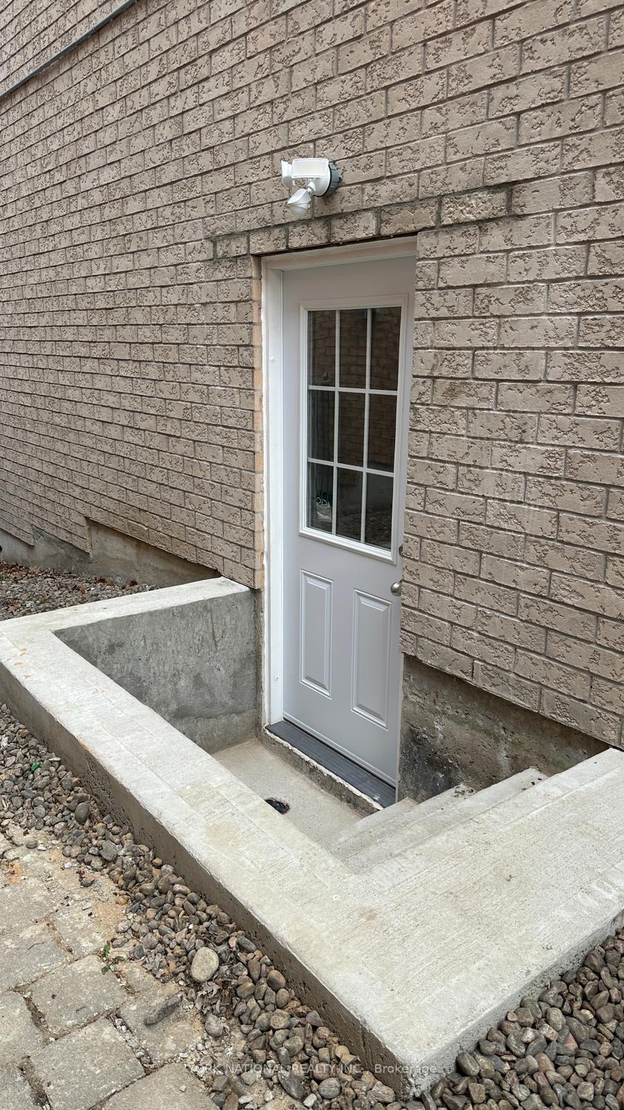 44-palomino-drive-richmond-hill-ontario-n13428044
