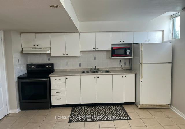 6-rouge-fairway-street-markham-ontario-n13428084