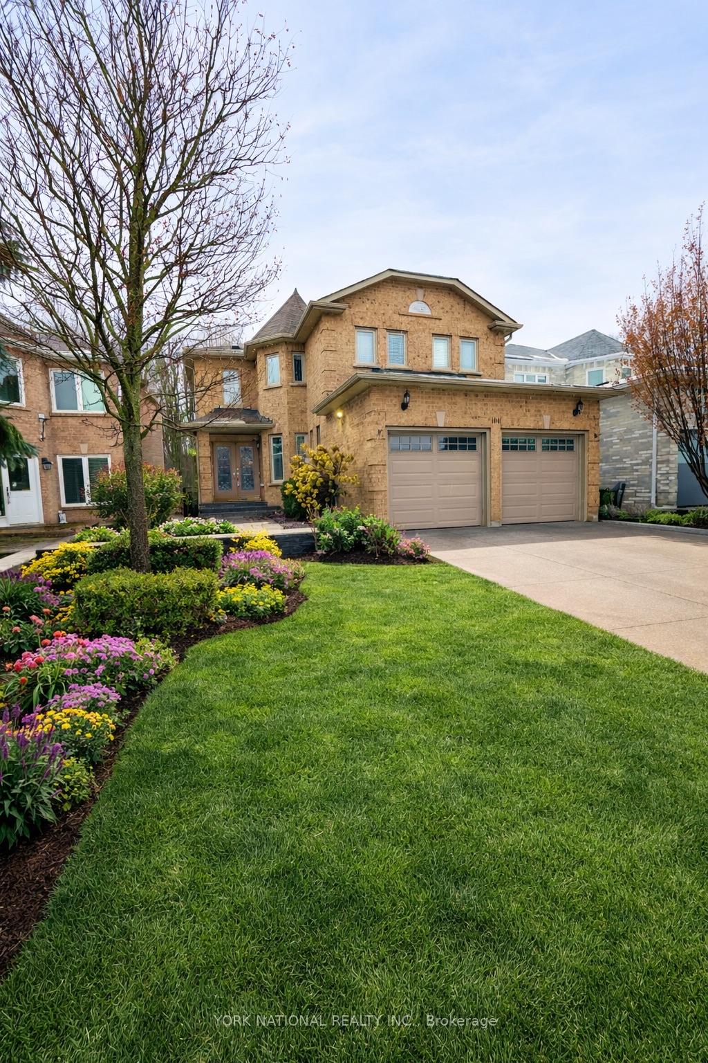 100-larratt-lane-richmond-hill-ontario-n13428636